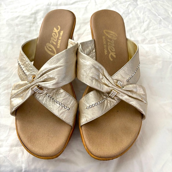 Once Puffy Wedge Sandal One Inch Platform Slip On Cream Color Iridescent 6 main image 5